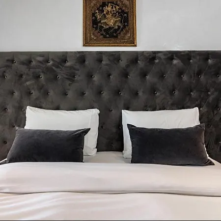 Apartment Puerto Banus Sea View By Costarentals - Ref M31 Marbella
